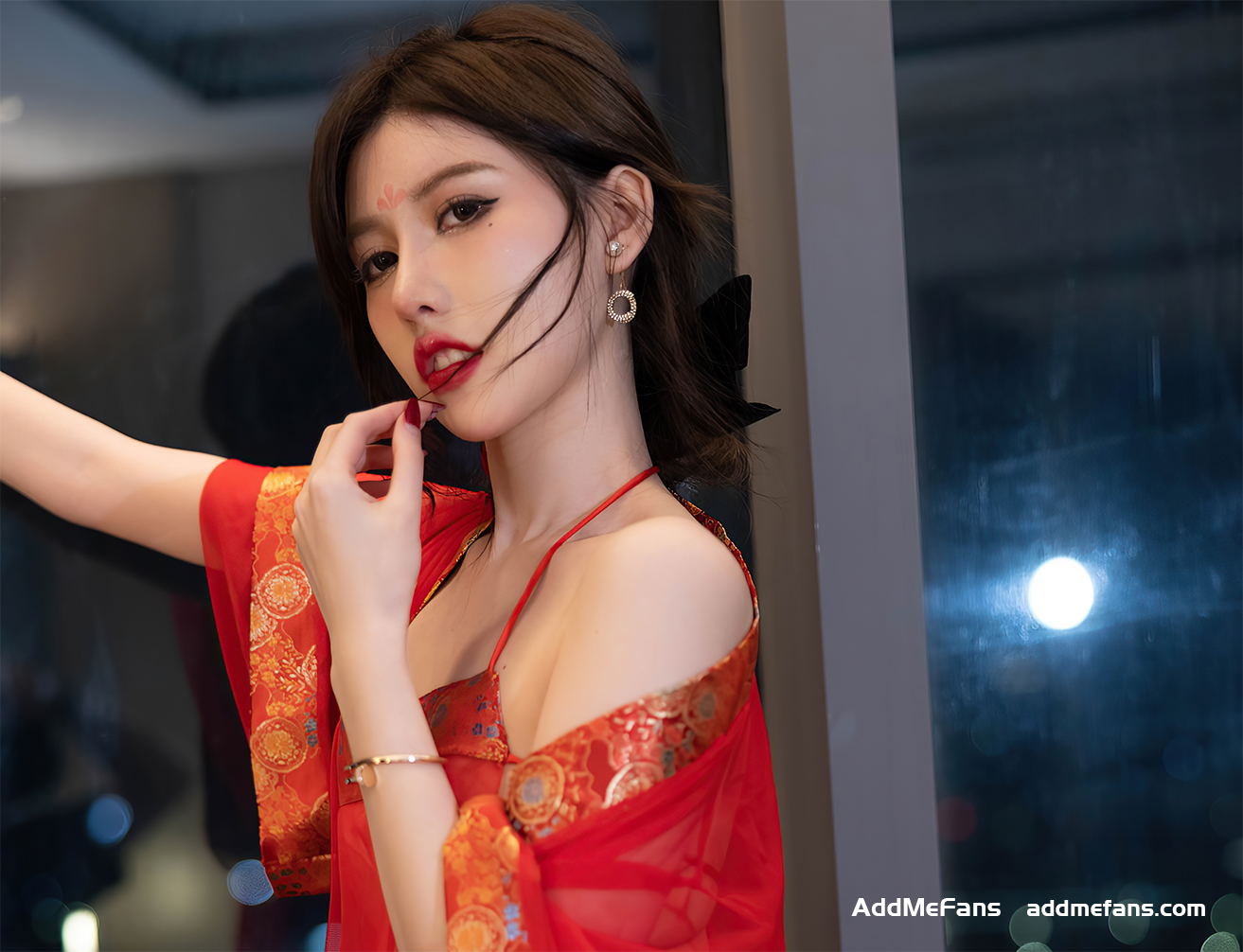 xiuren秀人网 VOL 5619 美桃酱 性感写真 43+1P 344M