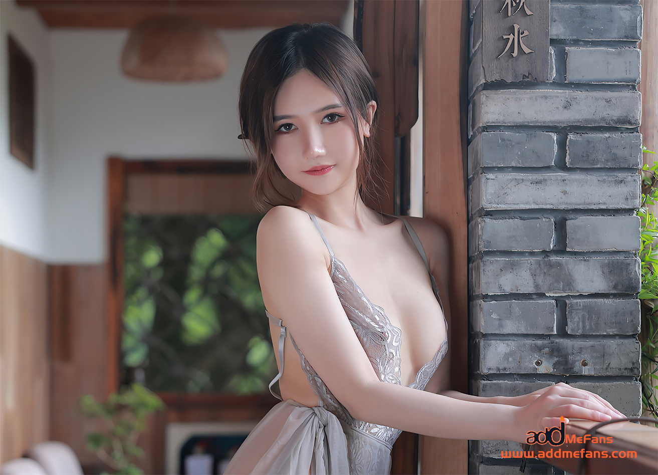 [xiuren秀人网] 2022.09.29 VOL.5660 古月小同学 性感写真 [60P 561M]