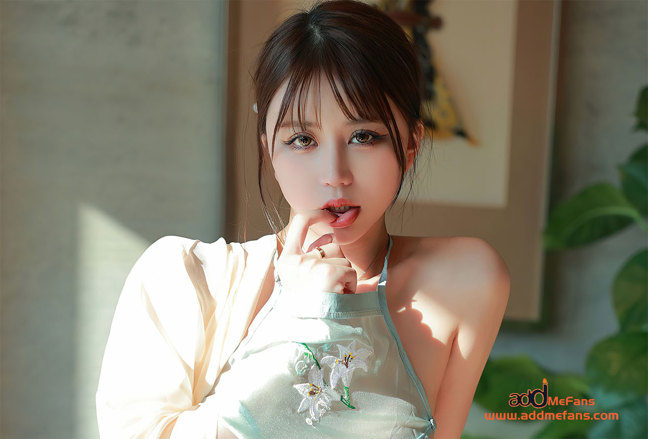 [xiuren秀人网] VOL.5679 tina_甜仔 香格里拉旅拍写真 [51P 445M]