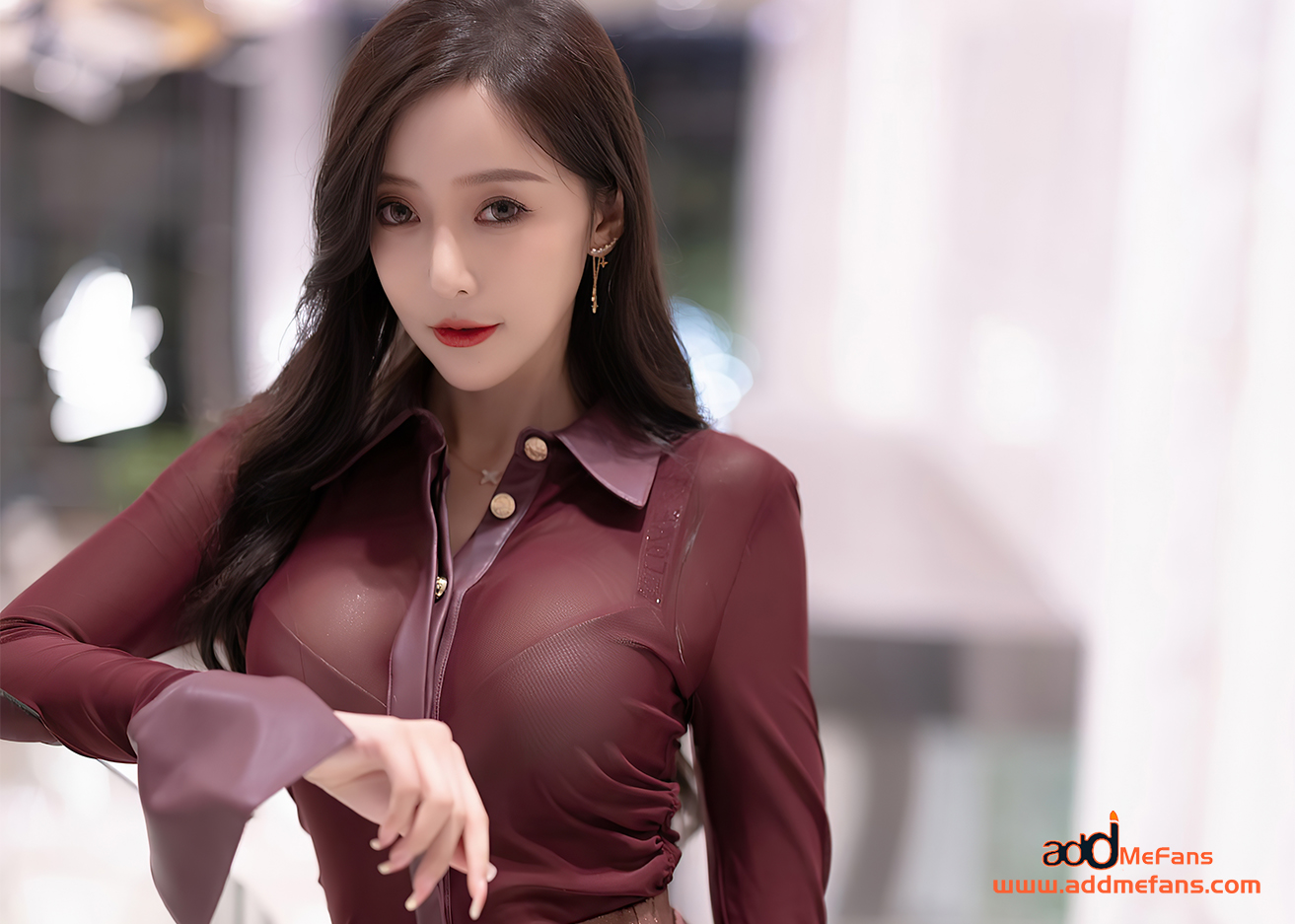 [xiuren秀人网] 2022.10.13 VOL.5707 王馨瑶yanni 黑丝美腿 [90P 654M]