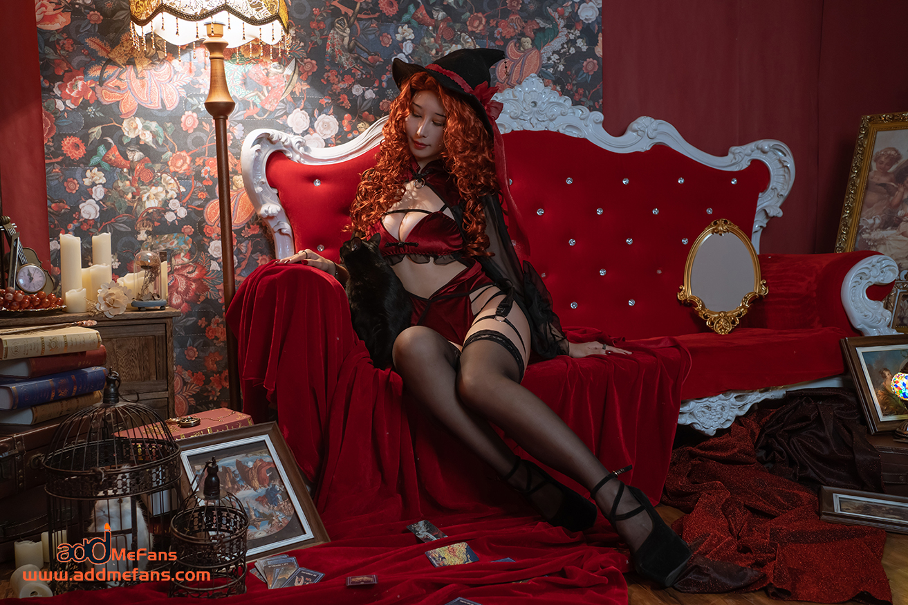 云溪溪 NO.035 奶桃 女巫和艳后 [47P 539MB]