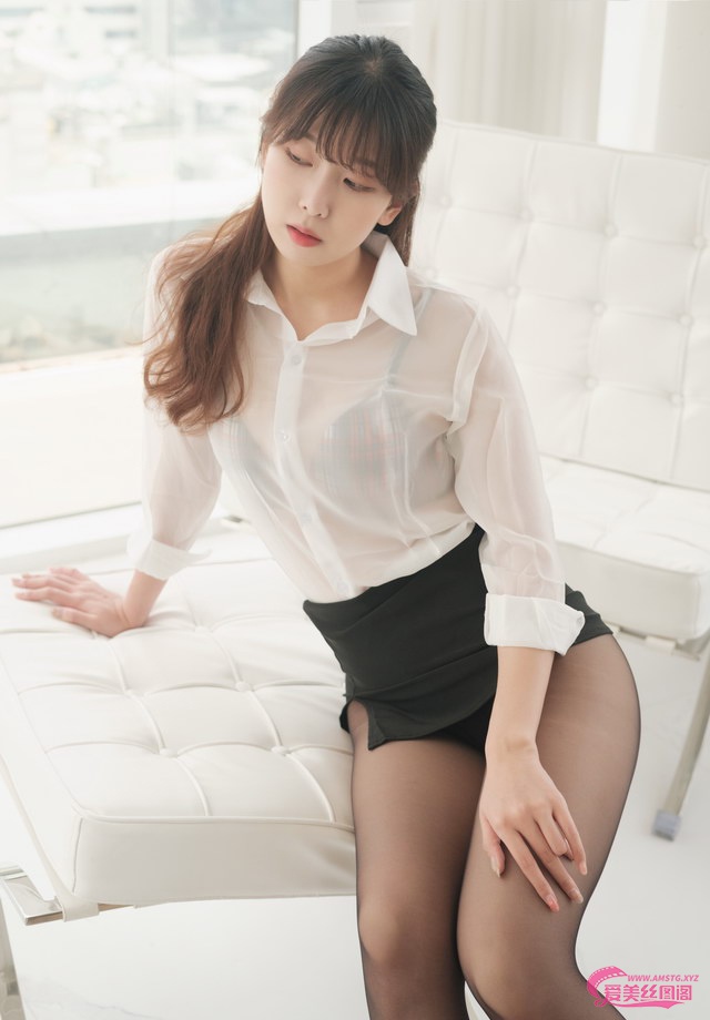 [Lilynah]Shaany Vol.03 Looked In Office[54P242MB]