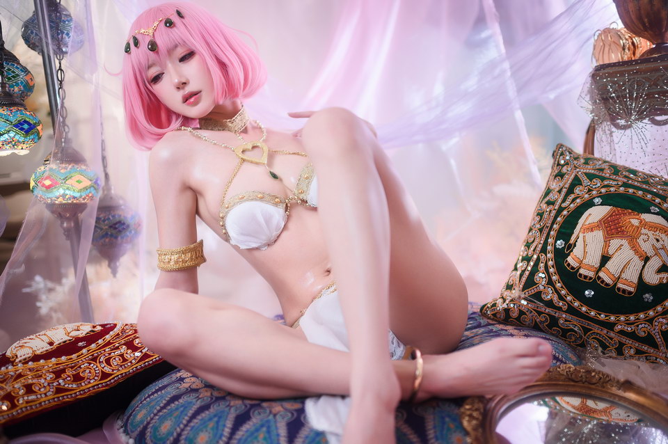 [Cosplay二次元]阿包也是兔娘 – 梦梦舞娘[42P353MB]