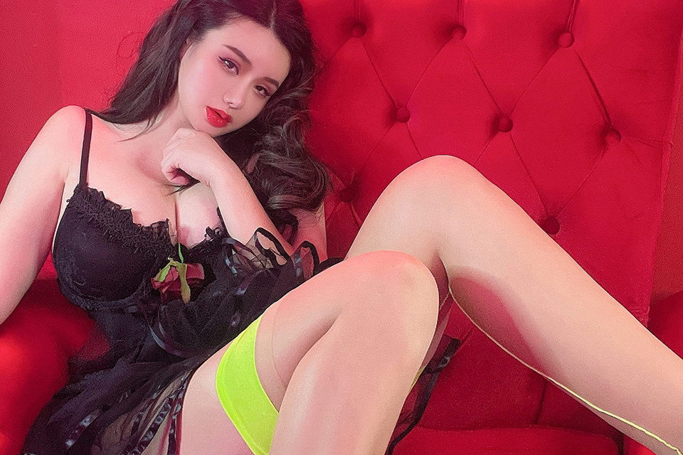 水蜜桃米米 绿丝情趣内衣[22P66MB]