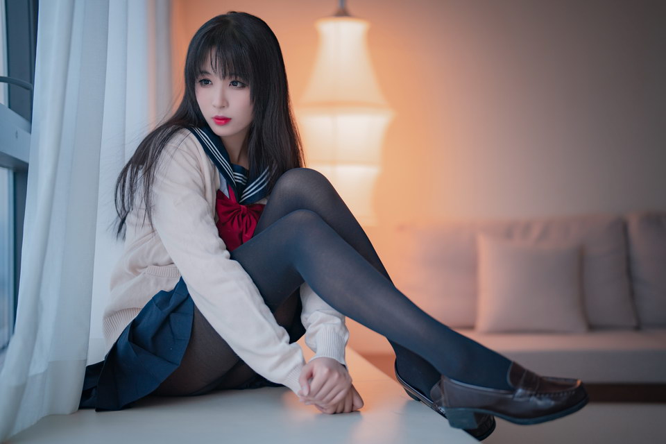 轩萧学姐-JK厚裤袜[44P167MB]