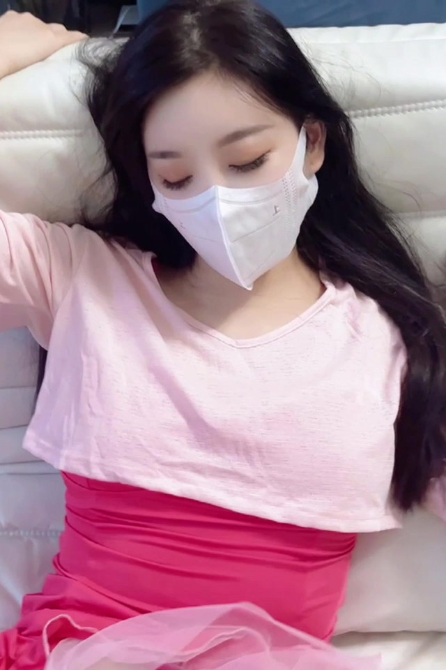 [秀人视频]人气模特杨晨晨Yome60 高清视频[V2.19G]