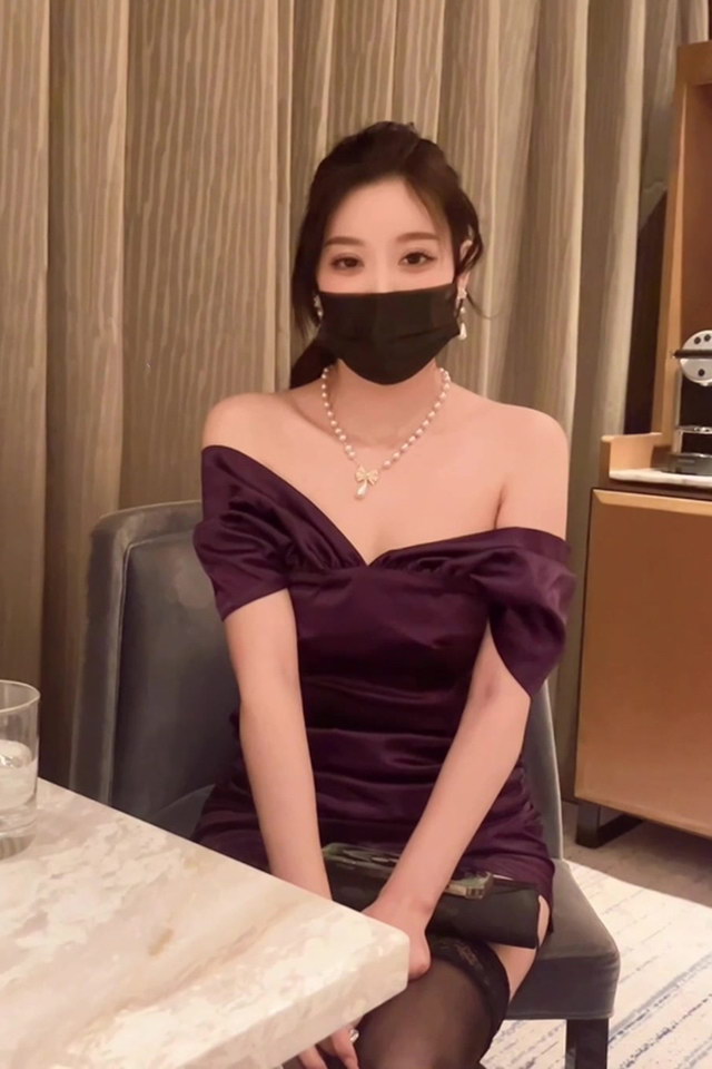 [秀人视频]人气模特杨晨晨Yome62 高清视频[V1.84G]