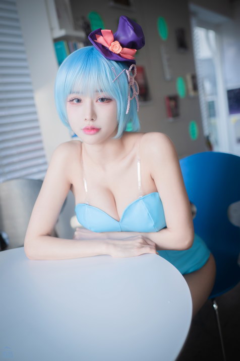 [BLUECAKE]YeonYu Vol.02 MY MASTER Magician_RED[109P1.82G]