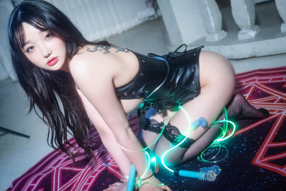 [BLUECAKE]YeEun Tentacle Bukkake+RED.Ver[199P1.92GB]