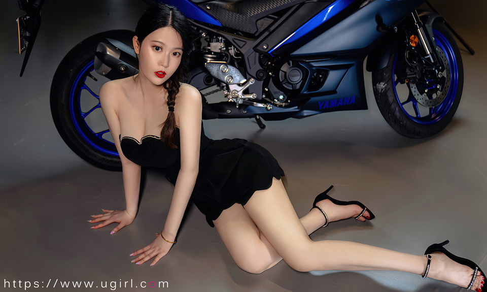 [Ugirls尤果网]爱尤物 NO.2661 想牵你的手 钟晴[35P67MB]