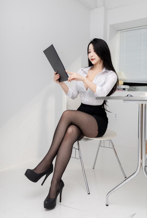 [PUSSYLET]Vol.38 SEOLHWA Office[76P131MB]