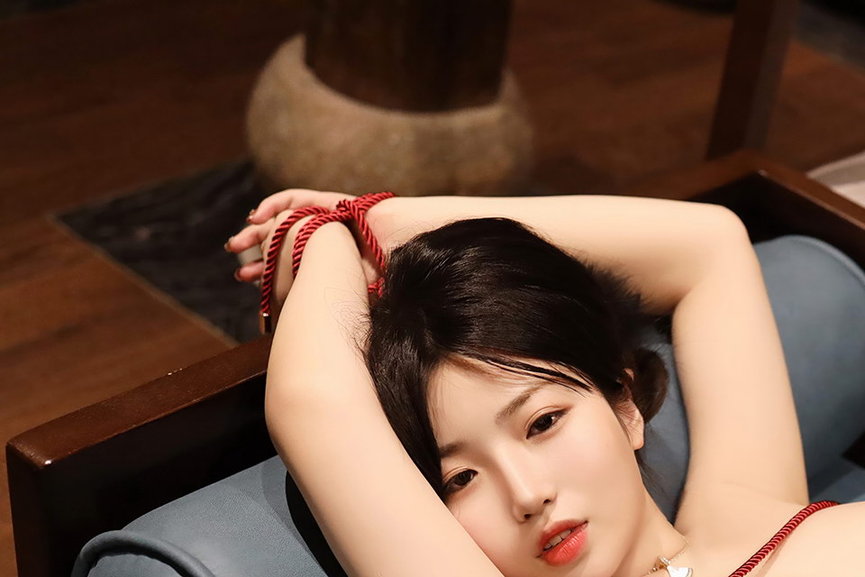 秀人嫩模陈小花红绳 内购无水印版[63P825M]