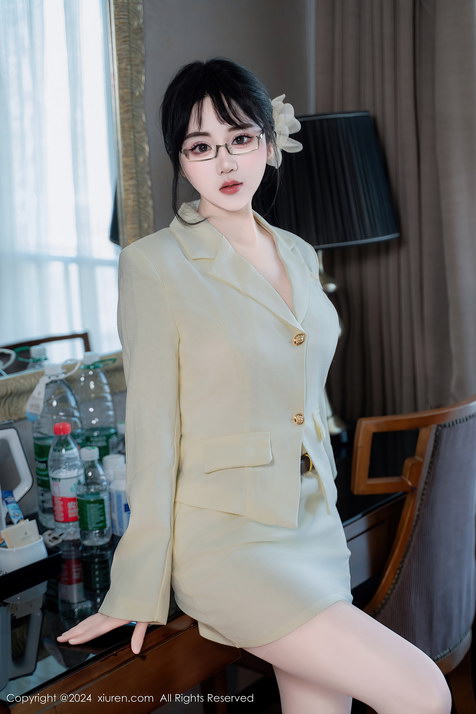 [XIUREN秀人网]2024.06.18 VOL.8717 汐汐爱吃草莓[86+1P768M]