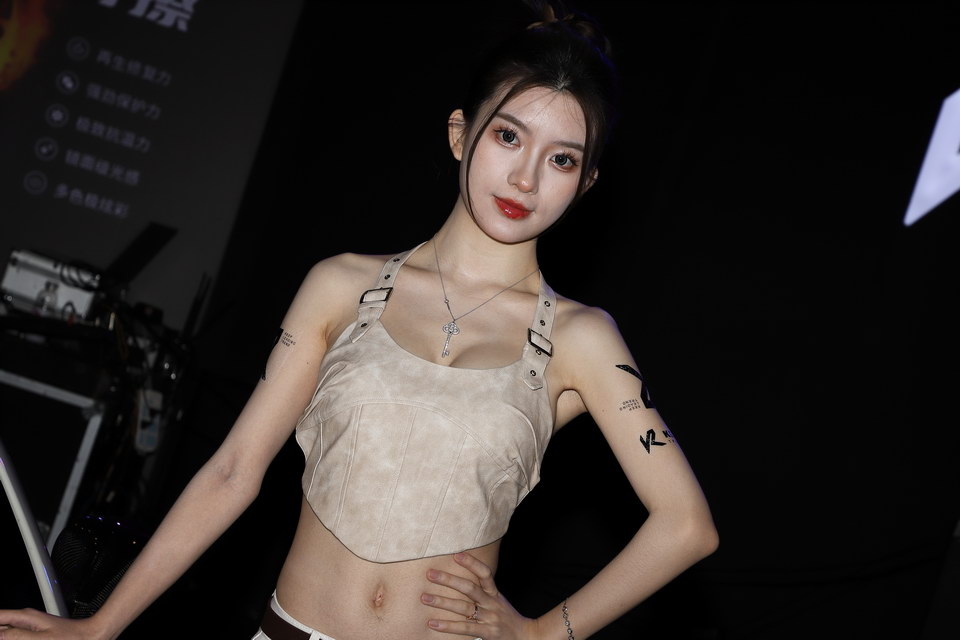 [模拍摄影]模拍作品精选集73 展会上的大长腿车模[86P1125M]