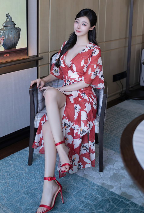 [XIUREN秀人网]2024.10.11 VOL.9270 小逗逗[80+1P716M]