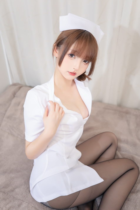 神楽坂真冬 值勤护士 套图+视频[752VP341M]