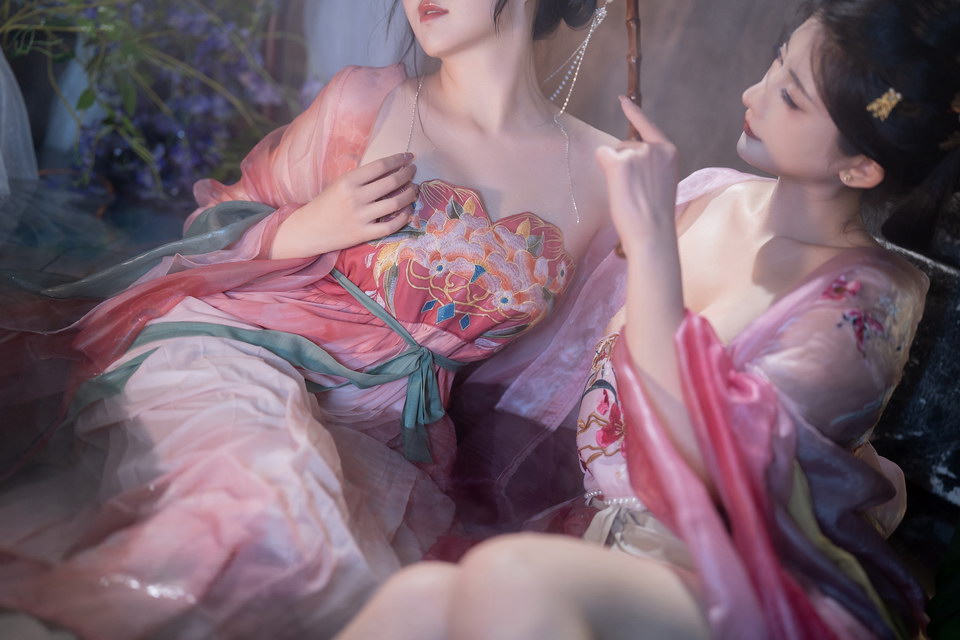 Natsuko夏夏子 瑶池洗凝脂 星澜 套图+HD视频[77P2V971M]