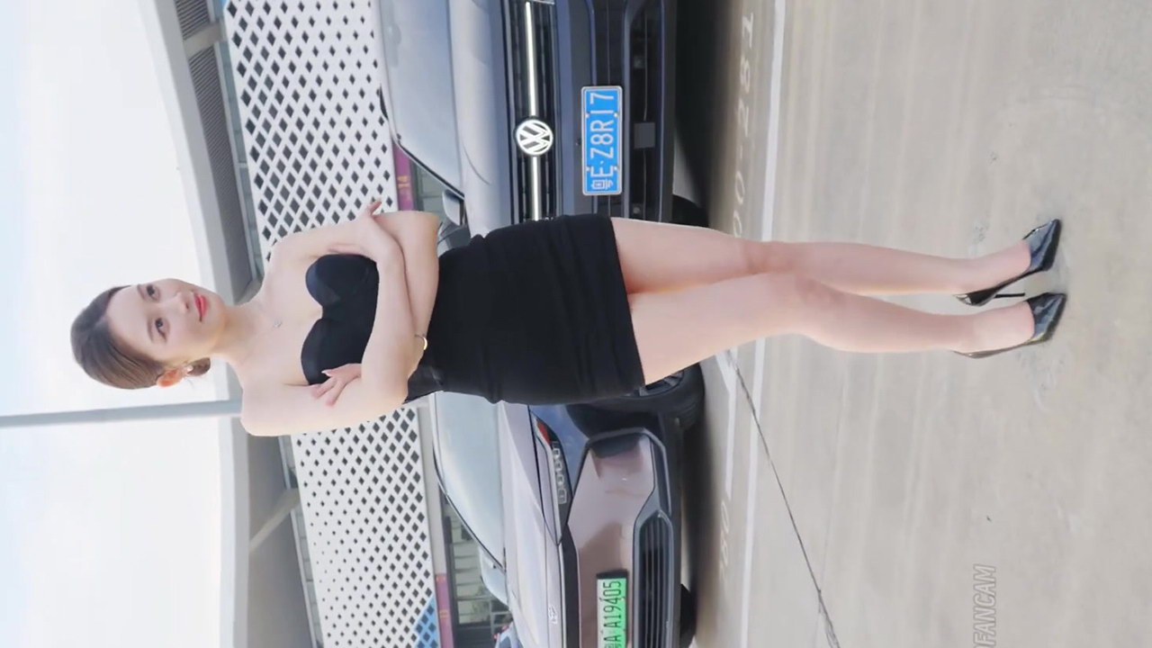 [模拍视频]2025深圳改裝車展車模 敏敏 HD视频[V462M]